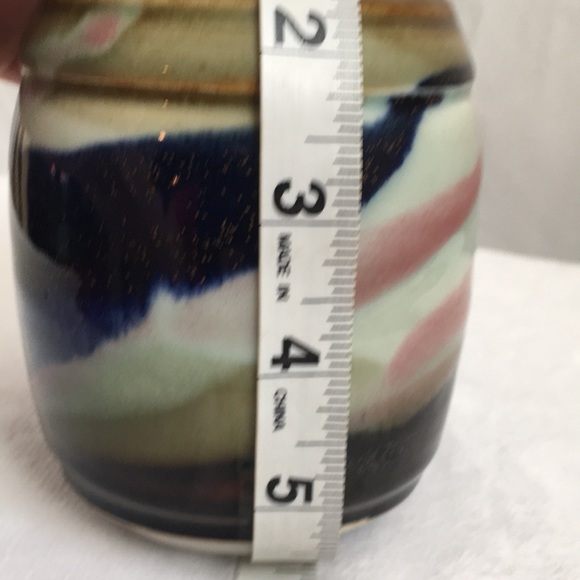 Signed 1990 studio pottery bud vase swirl design. Vintage - Picture 5 of 7